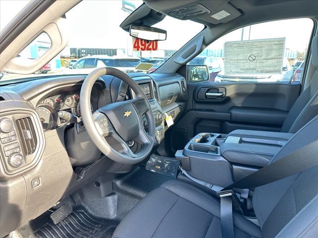 new 2025 Chevrolet Silverado 1500 car, priced at $38,554