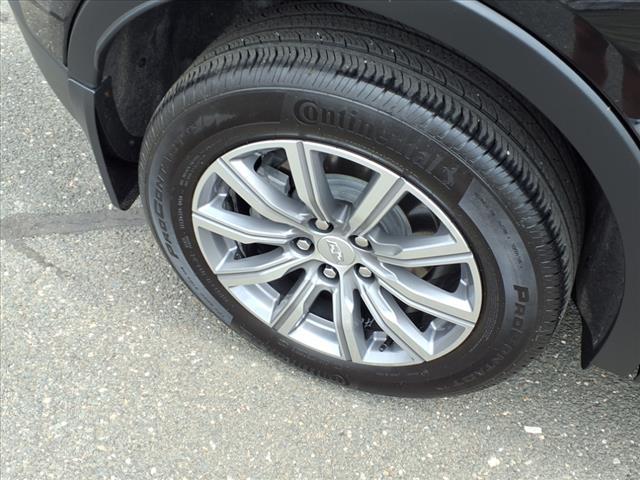 used 2023 Cadillac XT4 car, priced at $34,995
