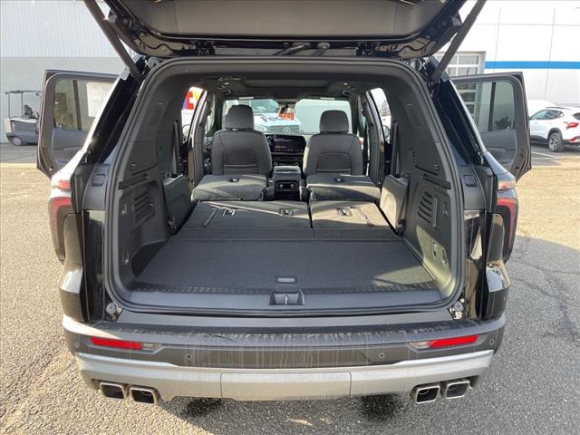 new 2025 Chevrolet Traverse car, priced at $49,495