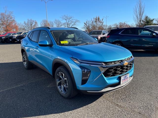 new 2025 Chevrolet Trax car, priced at $23,880