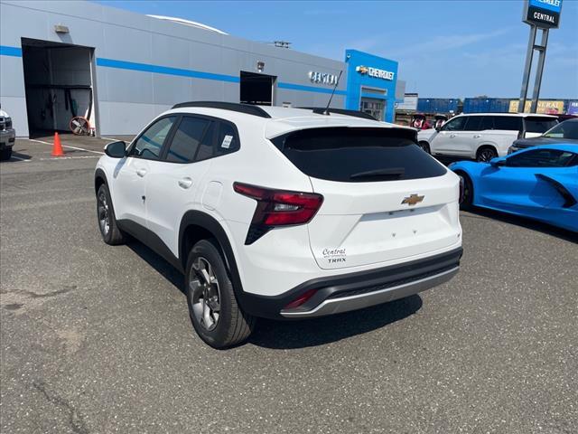 new 2025 Chevrolet Trax car, priced at $24,234