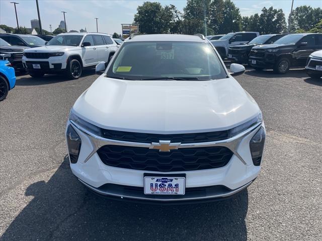 new 2025 Chevrolet Trax car, priced at $24,234