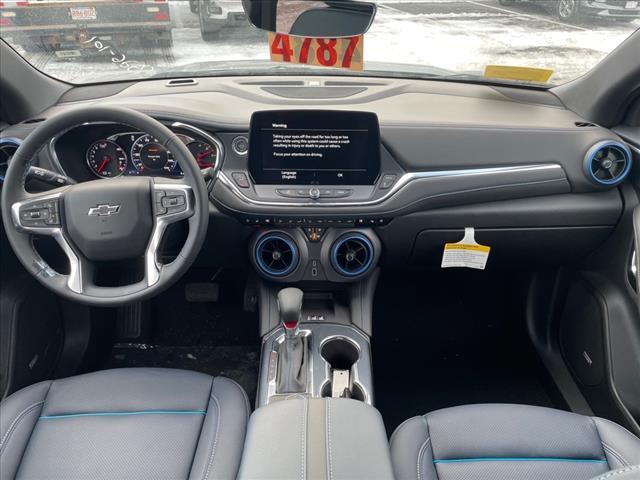 new 2025 Chevrolet Blazer car, priced at $46,515