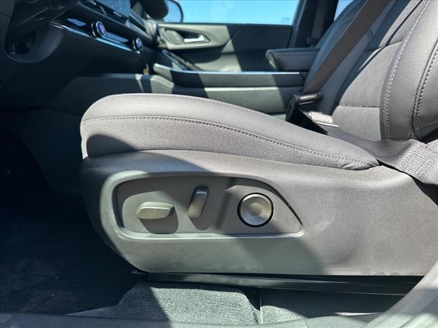 new 2025 Chevrolet Equinox car, priced at $33,990