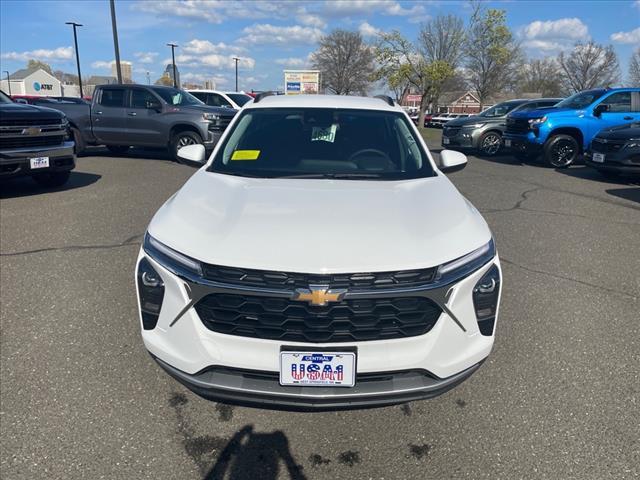 new 2025 Chevrolet Trax car, priced at $23,734