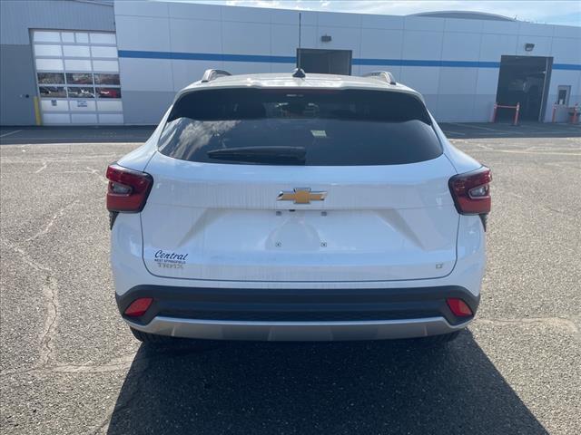 new 2025 Chevrolet Trax car, priced at $23,734