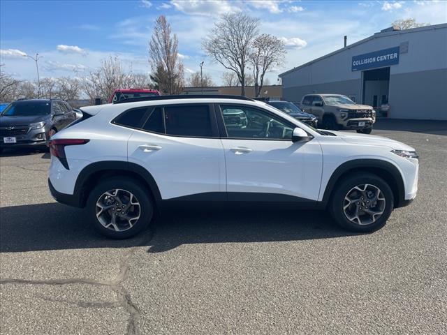 new 2025 Chevrolet Trax car, priced at $23,734