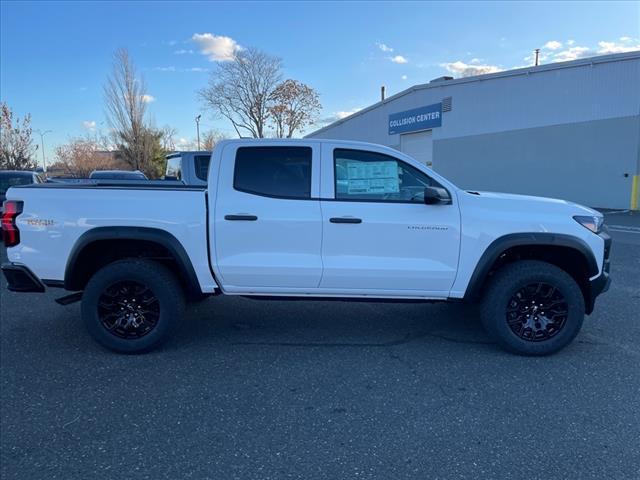 new 2024 Chevrolet Colorado car, priced at $39,385