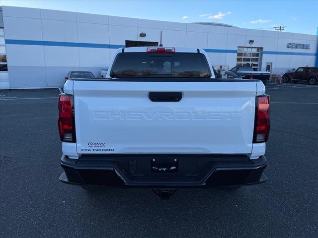 new 2024 Chevrolet Colorado car, priced at $39,385