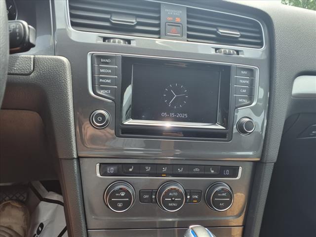 used 2015 Volkswagen e-Golf car, priced at $14,995