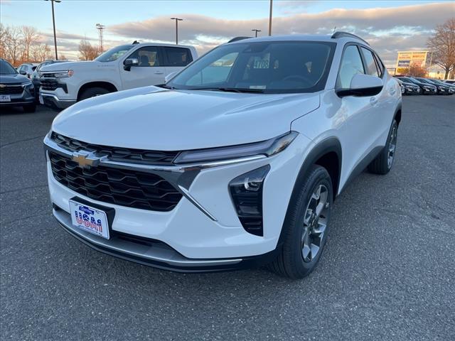 new 2025 Chevrolet Trax car, priced at $23,234