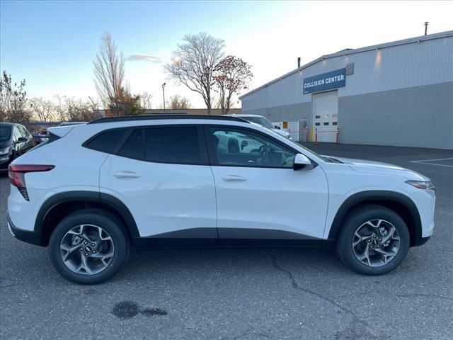 new 2025 Chevrolet Trax car, priced at $23,234