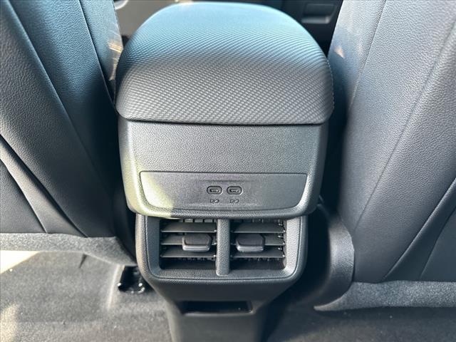 new 2025 Chevrolet Equinox car, priced at $34,619