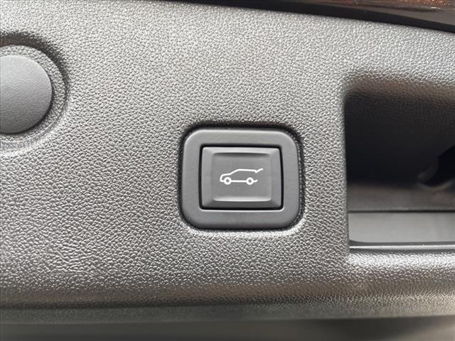 used 2022 Chevrolet Equinox car, priced at $27,995