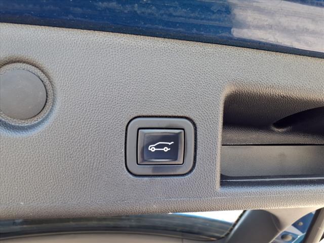 used 2022 Chevrolet Equinox car, priced at $25,995
