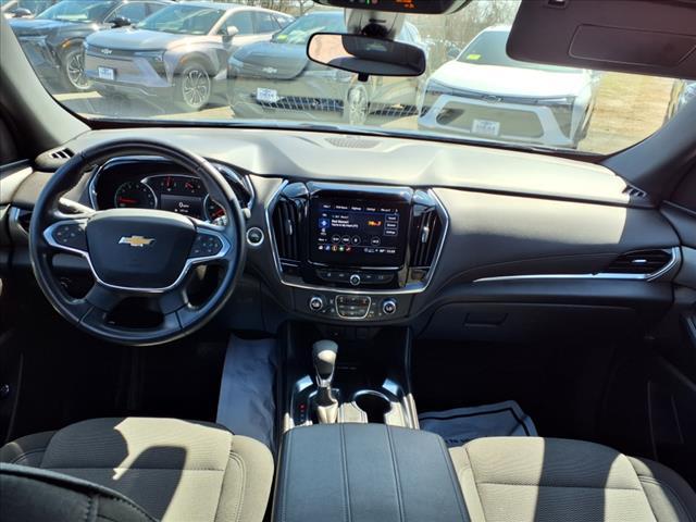 used 2022 Chevrolet Traverse car, priced at $33,995