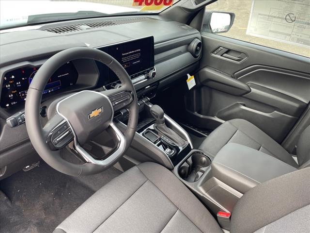 new 2025 Chevrolet Colorado car, priced at $32,134