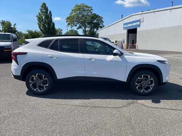 new 2025 Chevrolet Trax car, priced at $22,595