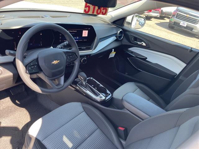 new 2025 Chevrolet Trax car, priced at $22,595