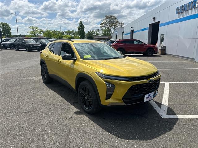 new 2025 Chevrolet Trax car, priced at $25,980