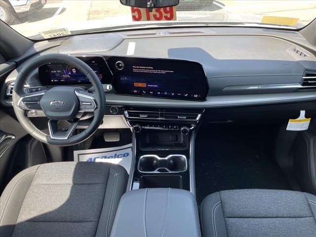 new 2025 Chevrolet Traverse car, priced at $41,980