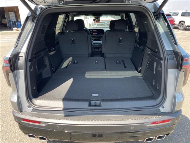 new 2025 Chevrolet Traverse car, priced at $41,980