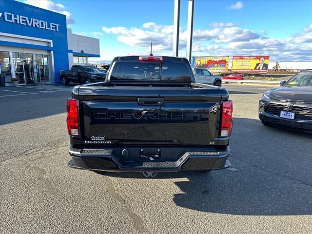 new 2024 Chevrolet Colorado car, priced at $39,975