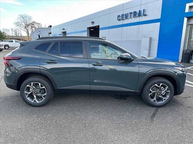 new 2025 Chevrolet Trax car, priced at $23,484