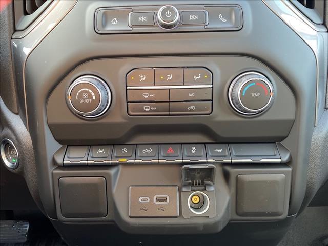 new 2025 Chevrolet Silverado 1500 car, priced at $33,404