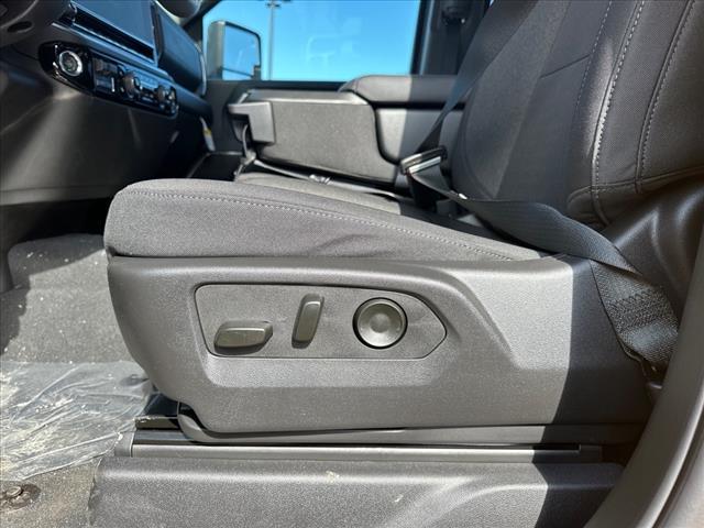 new 2025 Chevrolet Silverado 2500 car, priced at $63,075