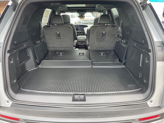 new 2025 Chevrolet Traverse car, priced at $49,570