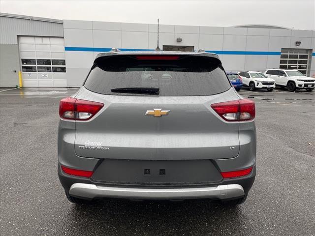 new 2025 Chevrolet TrailBlazer car, priced at $24,095