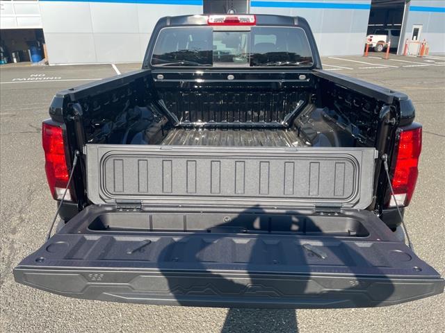 new 2026 Chevrolet Colorado car, priced at $43,420