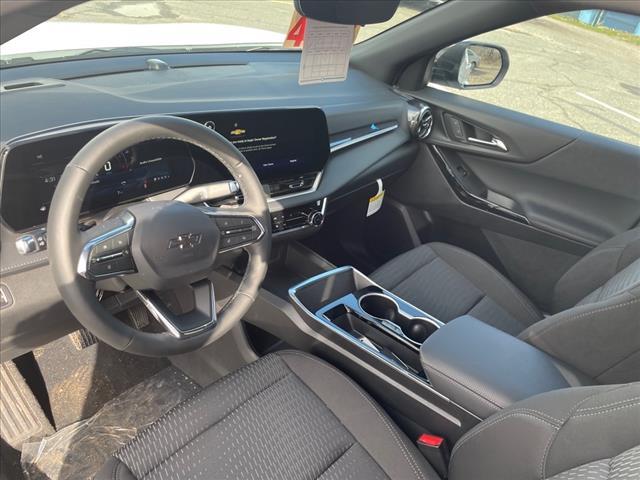 new 2025 Chevrolet Equinox car, priced at $32,124