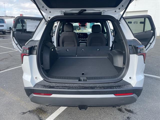 new 2025 Chevrolet Equinox car, priced at $32,124