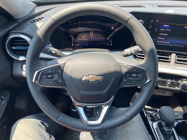 new 2025 Chevrolet Trax car, priced at $22,984