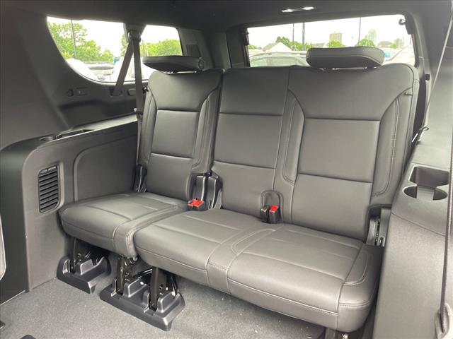 new 2025 Chevrolet Suburban car, priced at $73,880