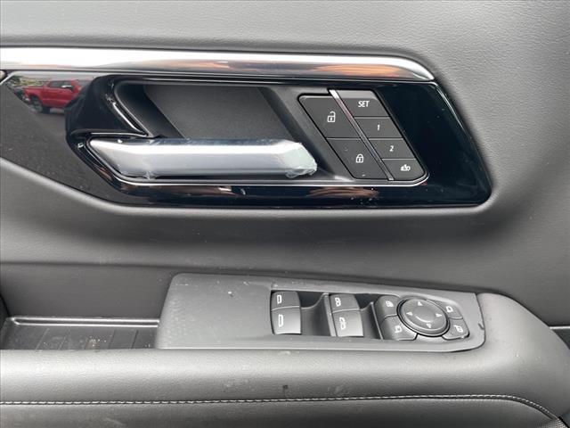 new 2025 Chevrolet Suburban car, priced at $73,880