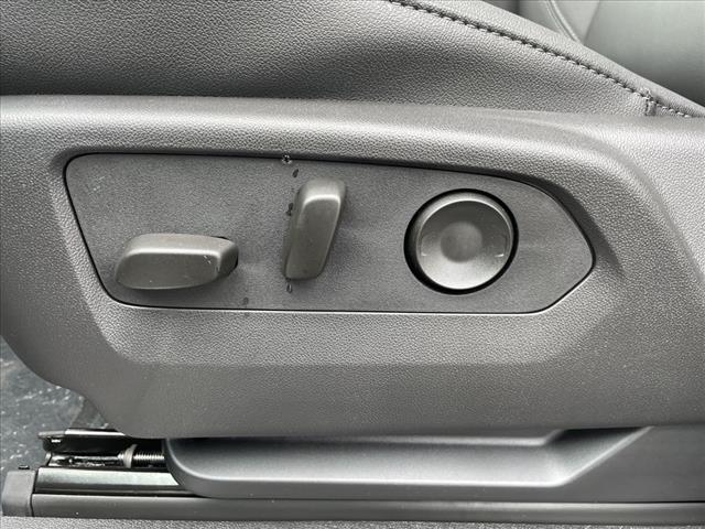 new 2025 Chevrolet Suburban car, priced at $73,880
