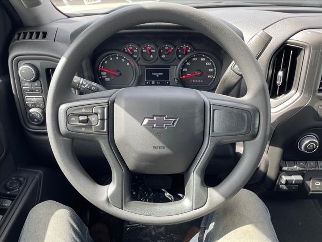 new 2025 Chevrolet Silverado 1500 car, priced at $45,915