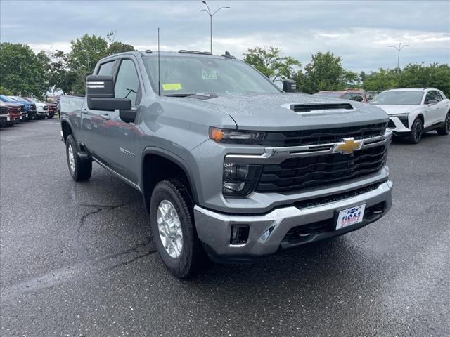 new 2025 Chevrolet Silverado 2500 car, priced at $58,800