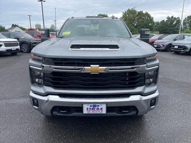 new 2025 Chevrolet Silverado 2500 car, priced at $58,800