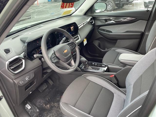 new 2025 Chevrolet TrailBlazer car, priced at $24,490