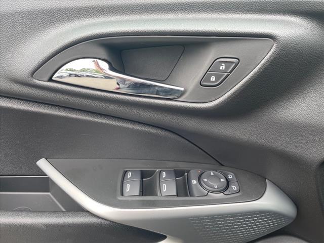 new 2025 Chevrolet Trax car, priced at $21,165