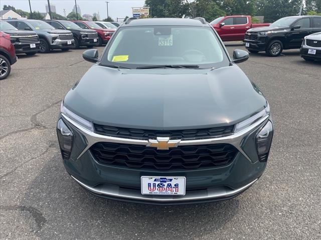 new 2025 Chevrolet Trax car, priced at $24,235
