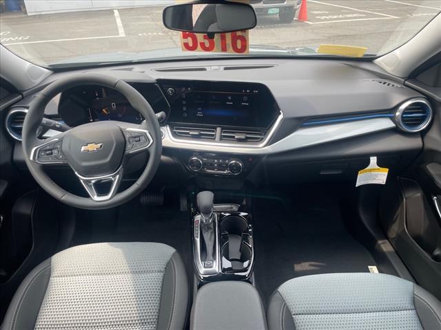 new 2025 Chevrolet Trax car, priced at $24,235