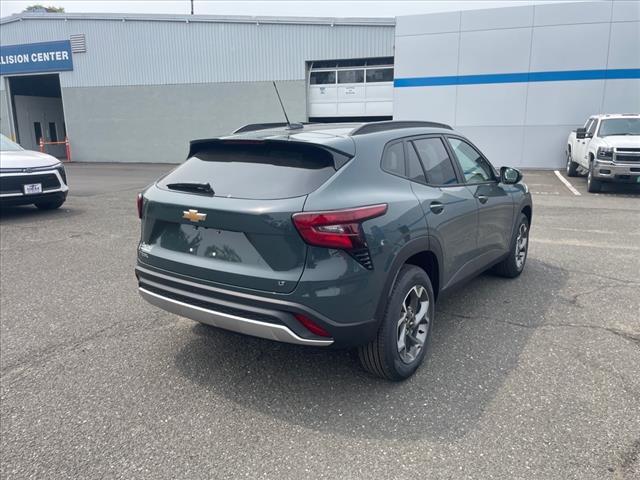new 2025 Chevrolet Trax car, priced at $24,235