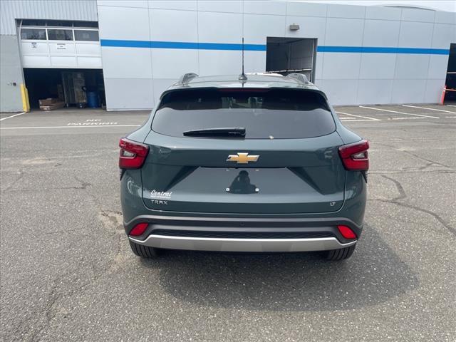 new 2025 Chevrolet Trax car, priced at $24,235