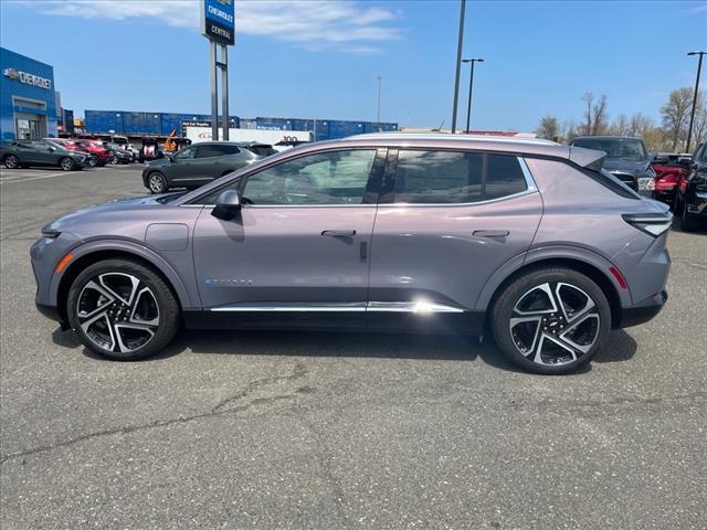 new 2025 Chevrolet Equinox EV car, priced at $34,190