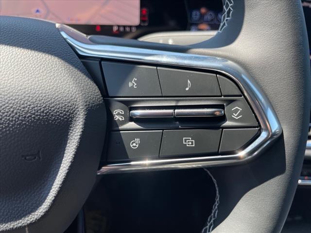 new 2025 Chevrolet Equinox EV car, priced at $31,090